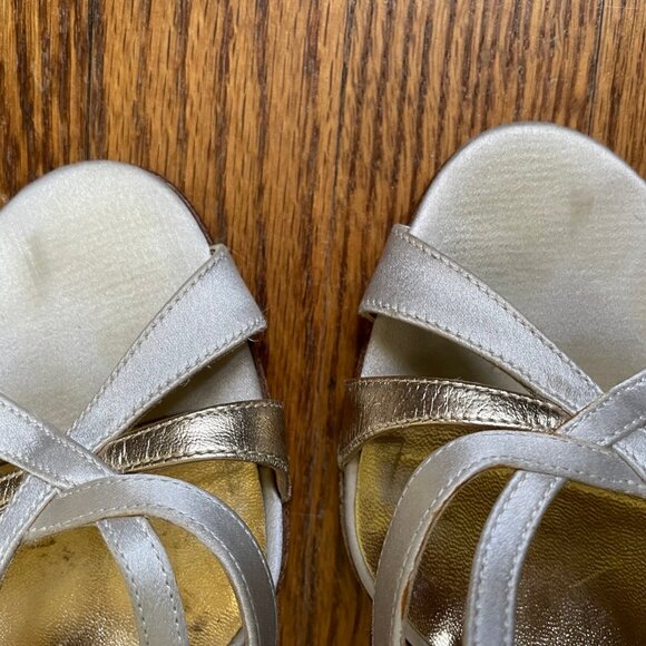 Dolce & Gabbana Beige Slingbacks with Gold Accent, EU 40 - Picture 11 of 16